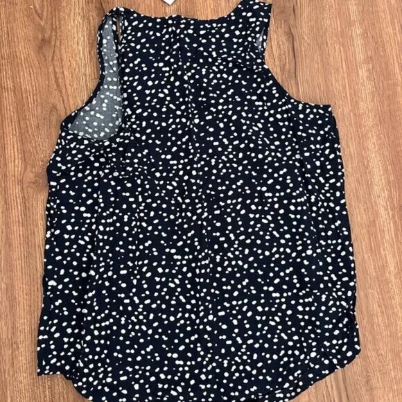 🌀 J. Crew Tank! - Picture 4 of 5